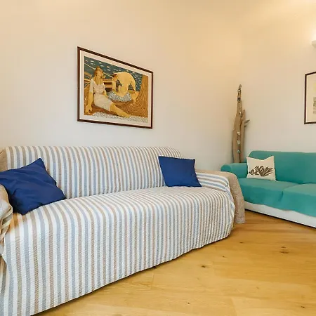 Apartamento Welcome Riviera- Mobydick- Un Meraviglioso Centrale- Wi Fi- Spazioso E Soleggiato-parcheggio A Pagamento A 20,00 Euro Al Giorno *